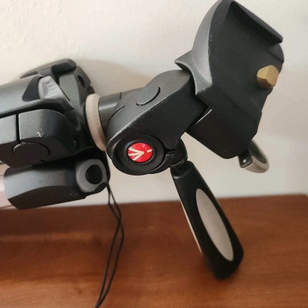 Manfrotto nwt but